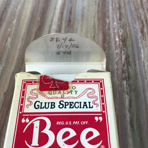 Sam's Town Hotel & Gambling Hall Bee Playing Cards Club Special Heavy Wear - Picture 5 of 7